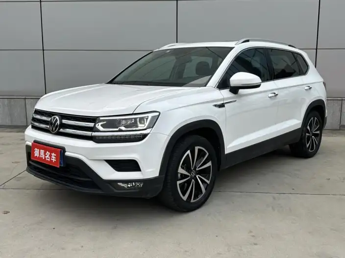 Volkswagen Tharu 2022 Model 280TSI 2WD Deluxe Edition – фото 1