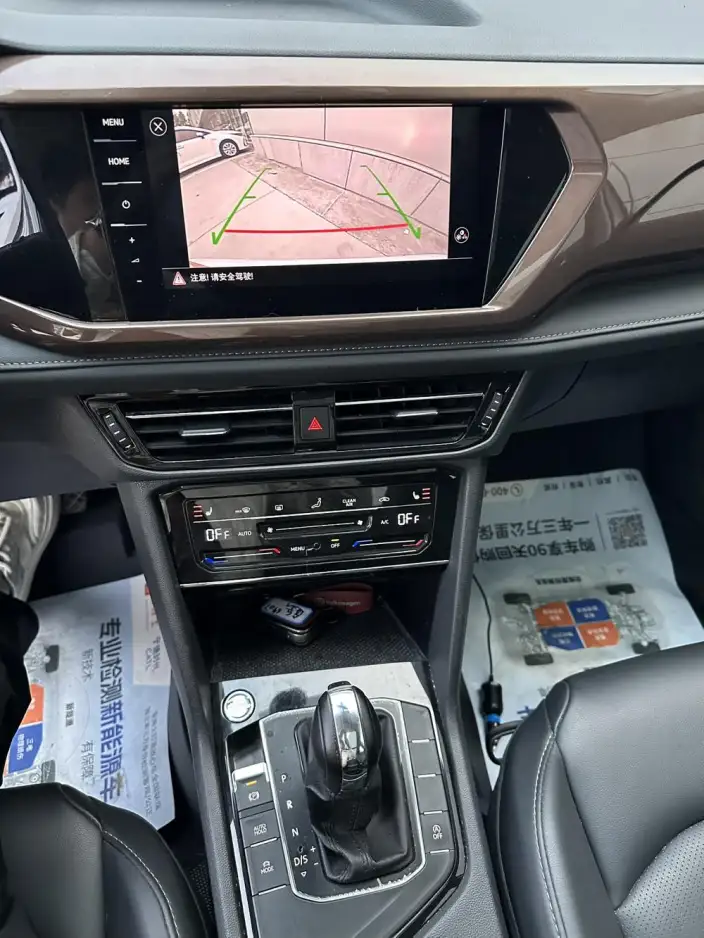 Volkswagen Tharu 2022 Model 280TSI 2WD Deluxe Edition – фото 9