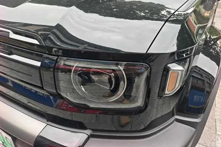 iCAR V27 2026 Model 200km 4WD Falcon500
