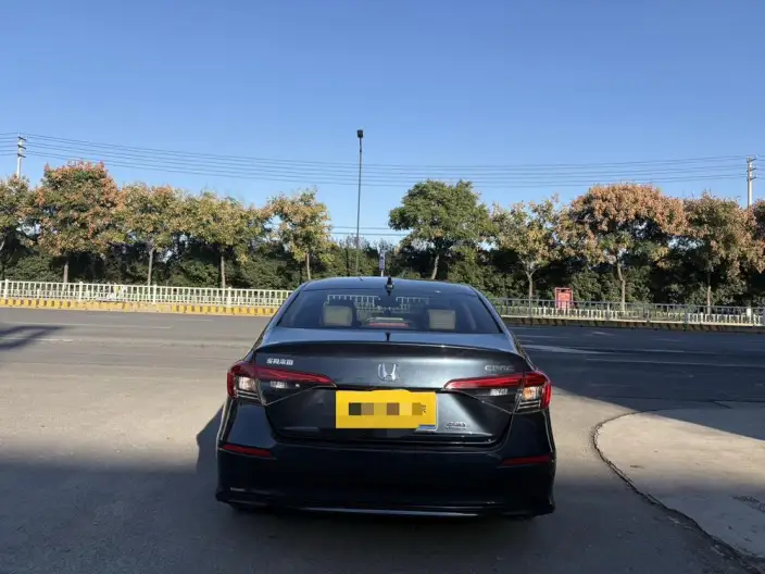 Honda Civic 2022 Model 240TURBO CVT Dynamic Edition – фото 6