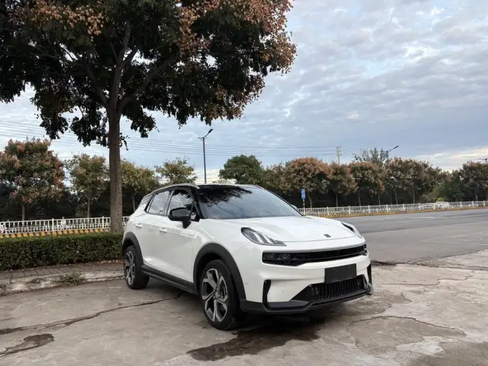 Lynk & Co 06 2023 Model Remix 1.5T Hero
