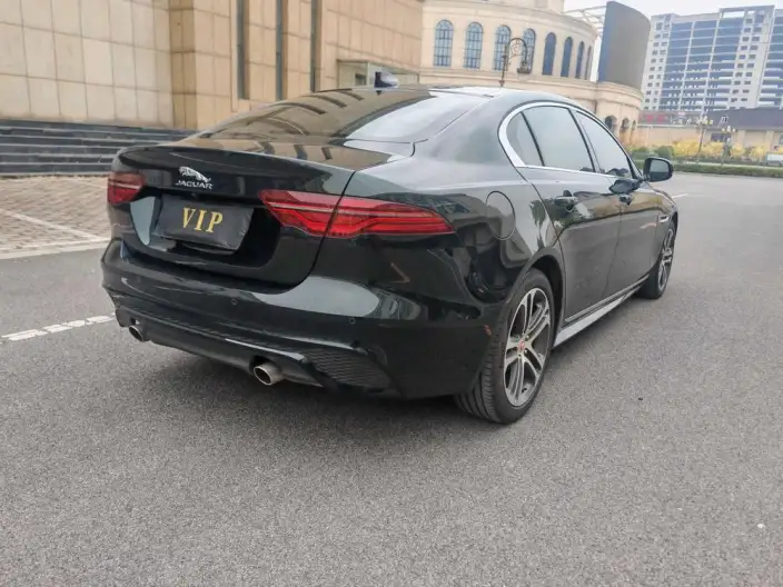 Jaguar XE L 2024 Model 2.0T 250PS R-DYNAMIC S Enterprising Sports Edition – фото 7