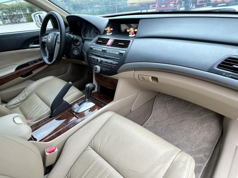 Honda Accord 2011 модификация 2.0L EX Navi – фото 5