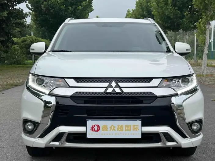 Mitsubishi Outlander 2021 Model Facelift 2.0L 2WD Changxiang Edition 5 seat