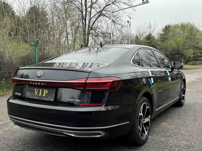 Volkswagen Passat 2024 Model 280TSI Business Edition – фото 6