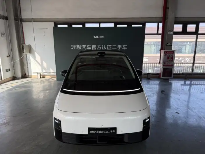 Li Auto MEGA 2024 Model Ultra Edition