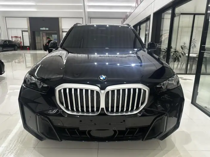 BMW X5 2025 Model xDrive30Li Exclusive Model M Sports Night Set