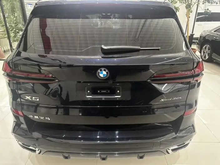 BMW X5 2025 Model xDrive30Li Exclusive Model M Sports Night Set – фото 5
