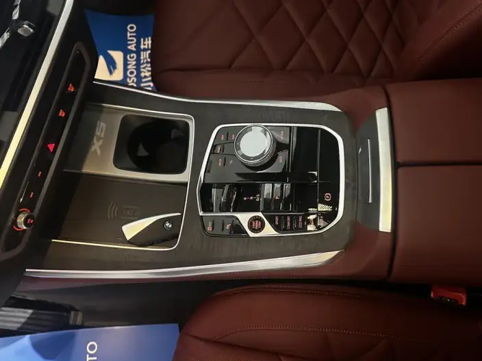 BMW X5 2025 Model xDrive30Li Exclusive Model M Sports Night Set – фото 7