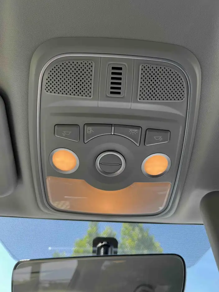 Haval M6 2023 Model PLUS 1.5T DCT Elite Smart Connect Model – фото 10