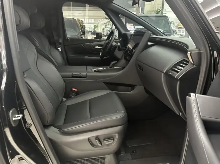 Vellfire 2024 Model 2.5L Automatic 4WD 7 seat Parallel Imported – фото 10