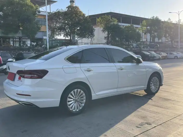 Volkswagen Lavida 2021 Model 1.5L Automatic Comfort Edition – фото 6