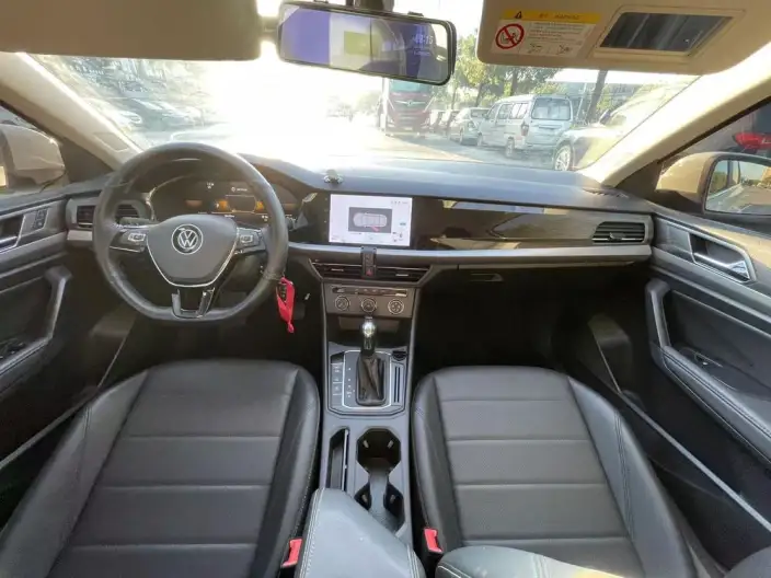 Volkswagen Lavida 2021 Model 1.5L Automatic Comfort Edition – фото 8