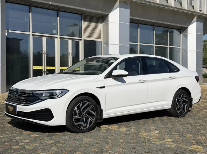 Volkswagen Sagitar 2023 Model 300TSI DSG Beyond Edition