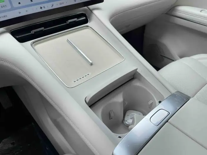 Xingguang L 2026 Model 260km VI seat Flagship Model – фото 7
