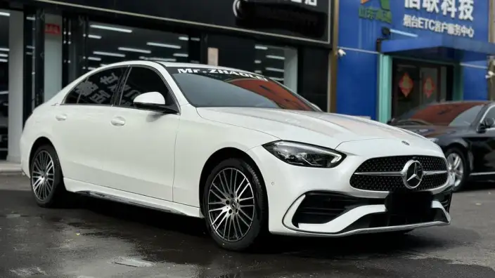 Mercedes-Benz C-Class 2024 Model C 200 L Sports Edition – фото 3