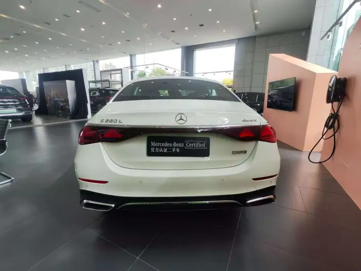 Mercedes-Benz E-Class 2024 Model E 260 L 4MATIC Sports sedan – фото 6