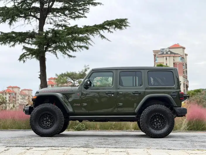 Jeep Wrangler 2022 Model 2.0T Automatic 4WD 5 seat Parallel Imported