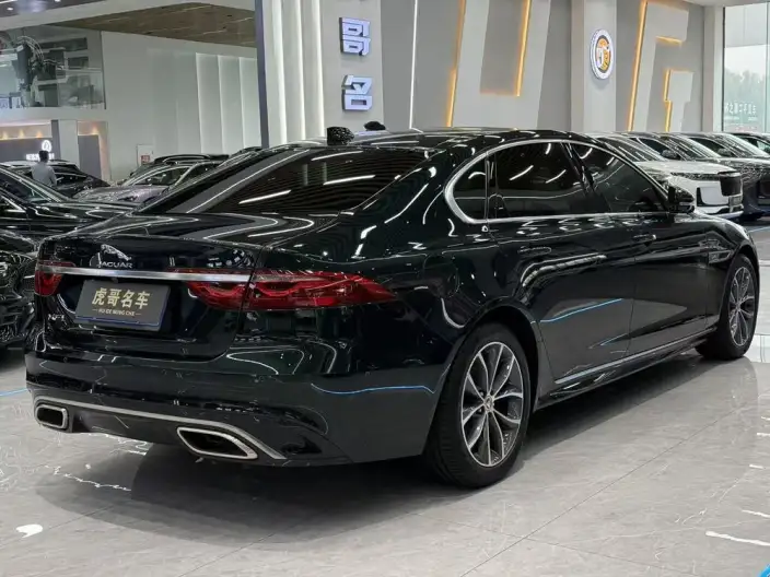 Jaguar XFL 2023 Model 2.0T P250 2WD Elite Sports Edition – фото 6