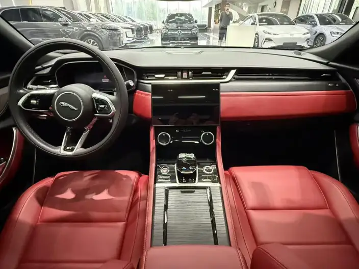 Jaguar XFL 2023 Model 2.0T P250 2WD Elite Sports Edition – фото 7