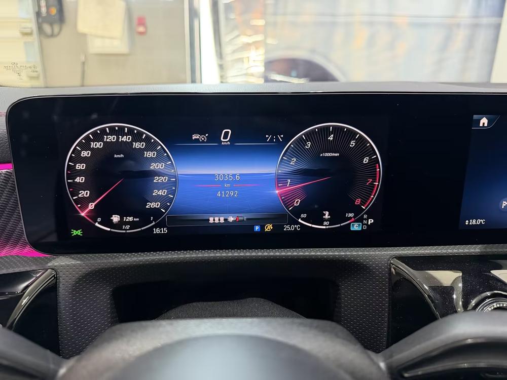 Mercedes-Benz A-class Раздел 2023 A 200 L Sports sedan Fashion Edition – фото 11