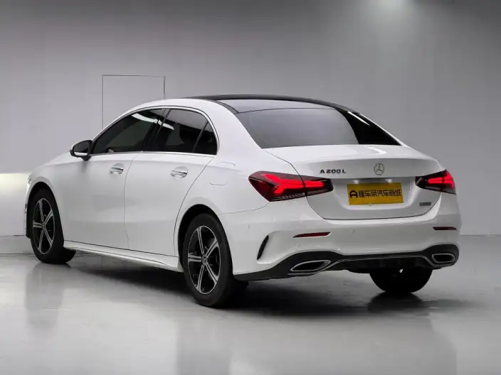 Mercedes-Benz A-class 2023 Model A 200 L Sports sedan Fashion Edition – фото 5