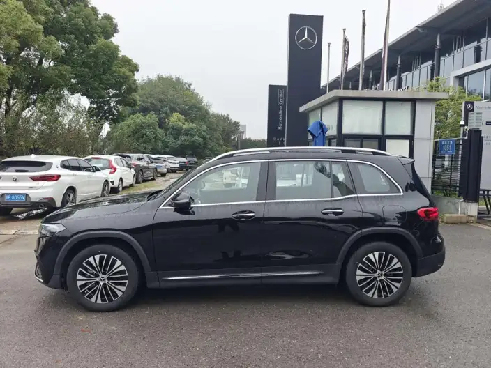 Mercedes-Benz EQB 2025 Model EQB 260
