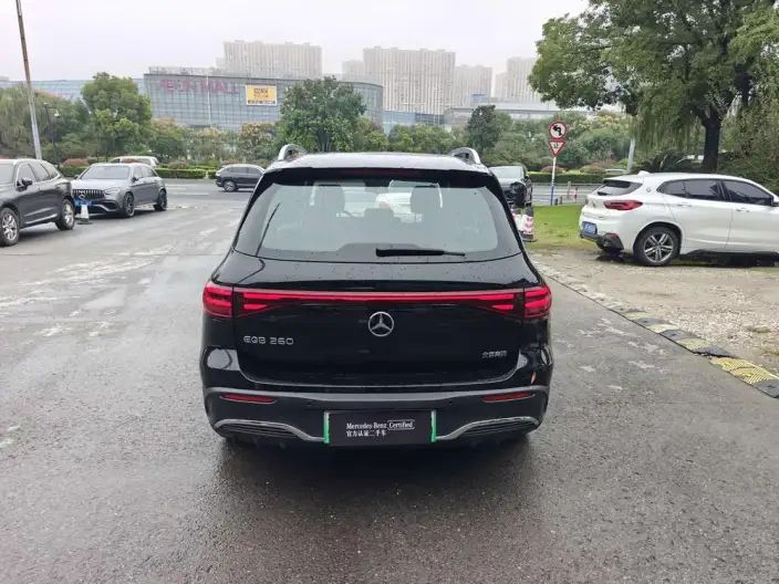Mercedes-Benz EQB 2025 Model EQB 260 – фото 6