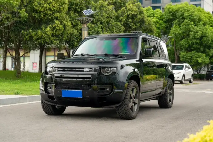 Land Rover Defender 2023 Model 110 3.0T P400 X-Dynamic HSE