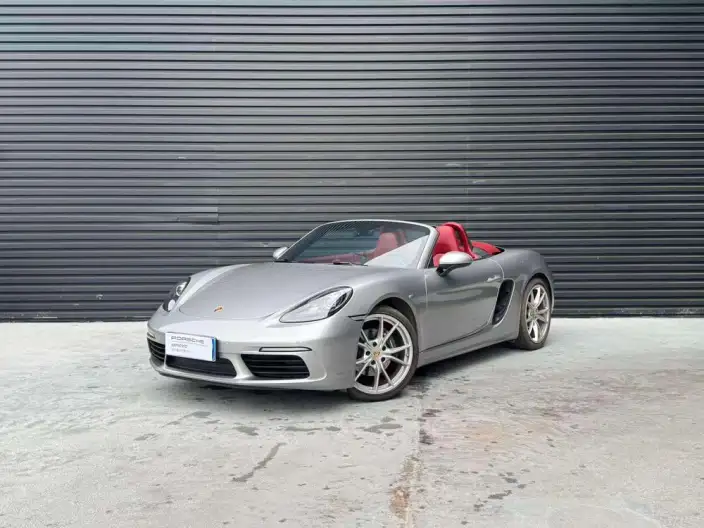 Porsche 718 2023 Model Boxster 2.0T