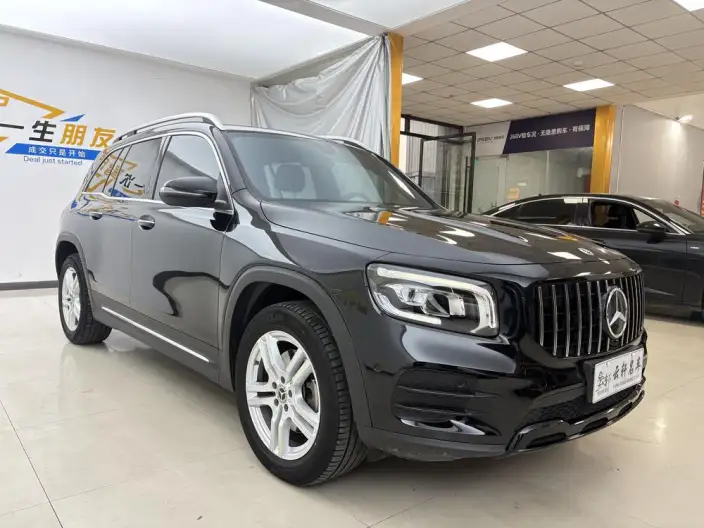 Mercedes-Benz GLB 2023 Model GLB 220 Dynamic Model