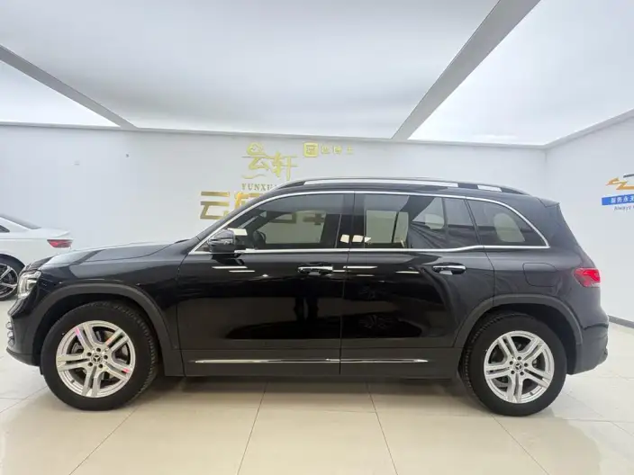 Mercedes-Benz GLB 2023 Model GLB 220 Dynamic Model