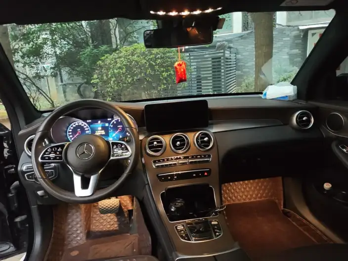 Mercedes-Benz GLC 2022 Model GLC 260 L 4MATIC Luxury Model – фото 5