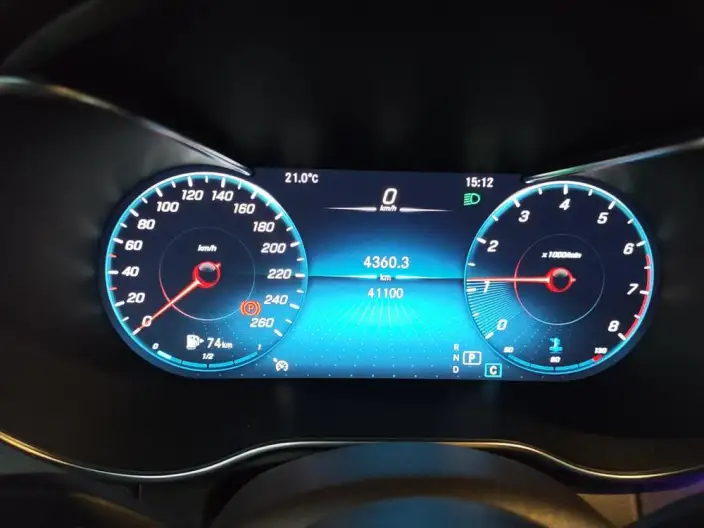 Mercedes-Benz GLC 2022 Model GLC 260 L 4MATIC Luxury Model – фото 6