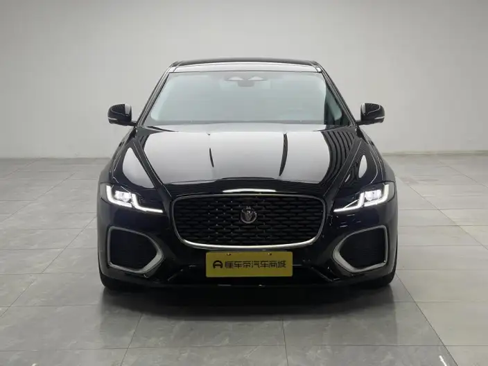 Jaguar XFL 2025 Model 2.0T P250 2WD Exclusive Deluxe Edition