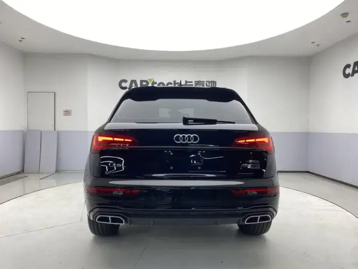 Audi Q5L 2025 Model quattro 45th Anniversary Collector Edition Edition 45TFSI Luxury Dynamic Model – фото 6