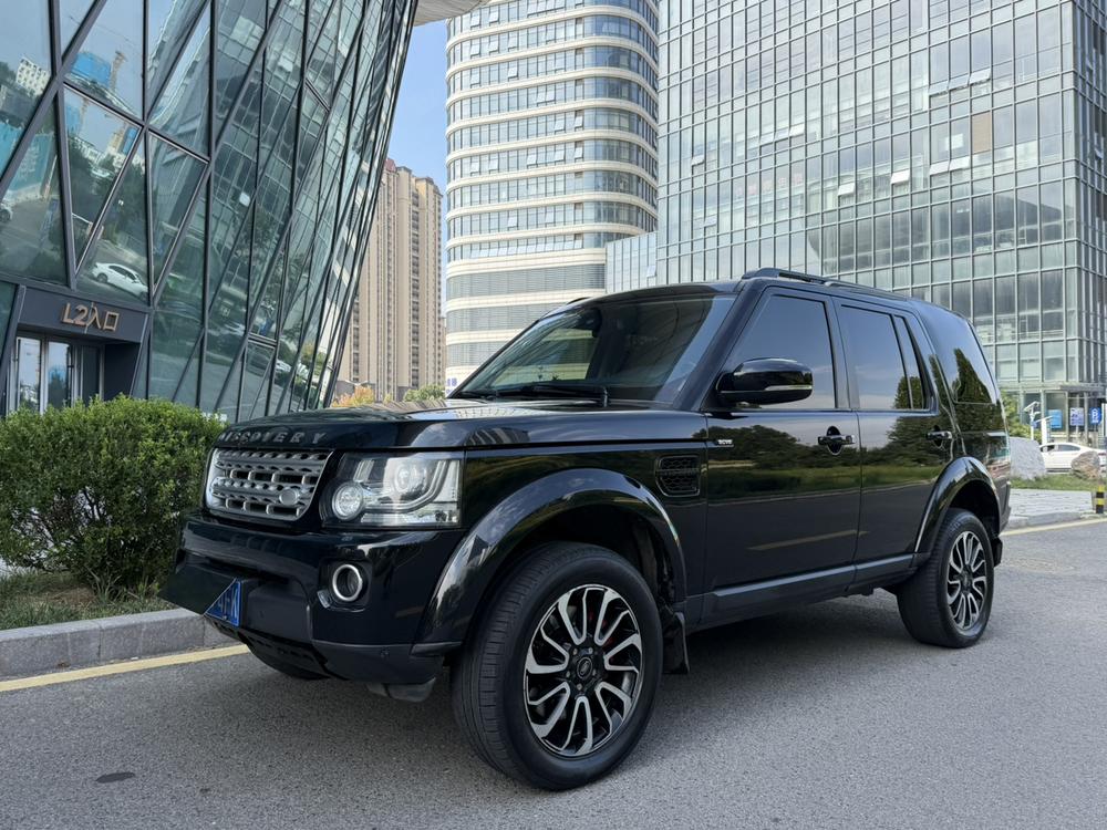 Land Rover Discovery 2015 3.0 V6 SC HSE – фото 1