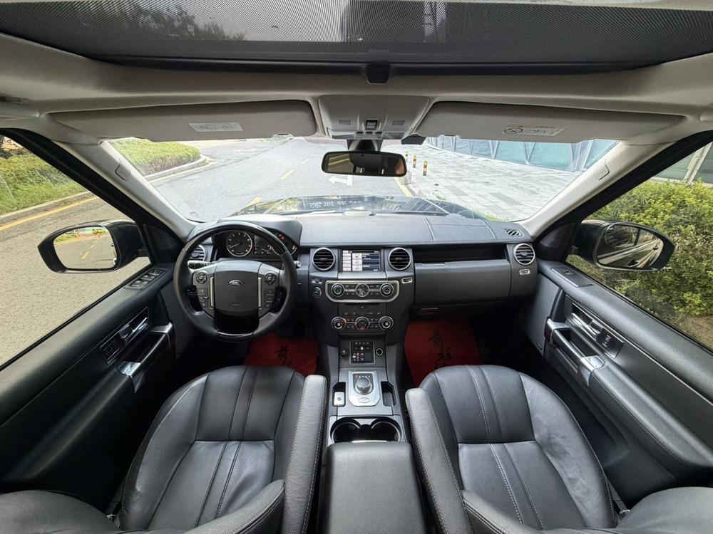Land Rover Discovery 2015 3.0 V6 SC HSE – фото 7