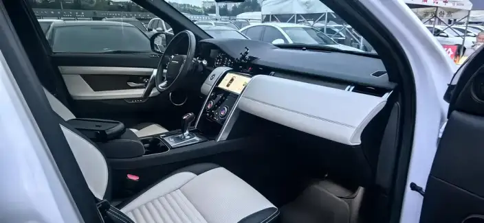 Land Rover Discovery Sport PHEV 2022 Model P300e Performance Technology Edition – фото 6