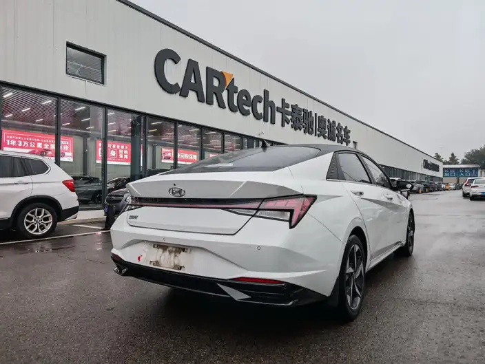 Hyundai Ioniq 2022 Model 1.5L CVT LUX Premium Edition – фото 6