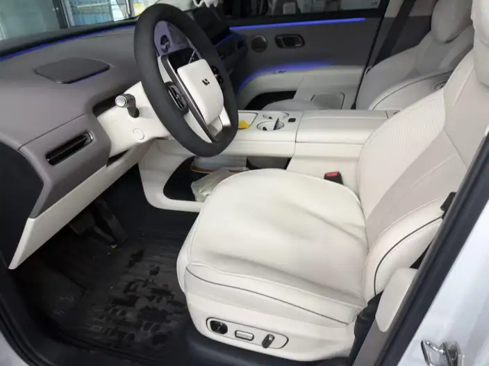 Li Auto i8 2025 Model Standard Edition – фото 9