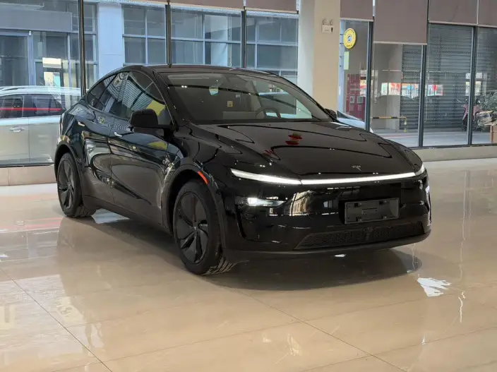 Model Y 2025 Model Rear-wheel drive version
