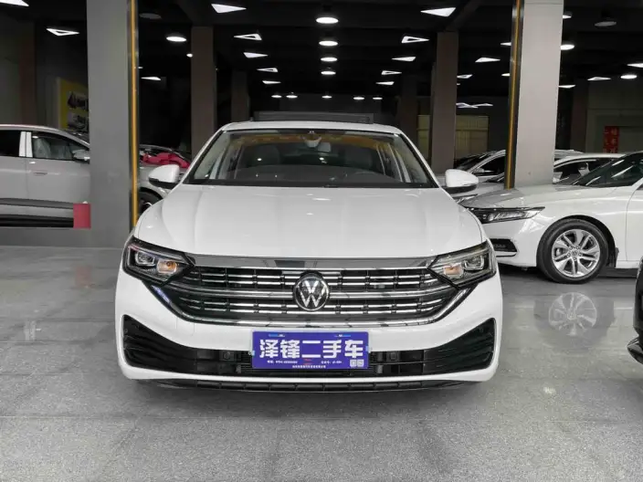 Volkswagen Sagitar 2023 Model 300TSI DSG Beyond Edition