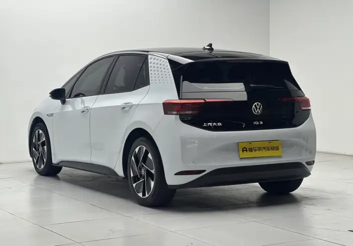 Volkswagen ID.3 2023 Model L Class Model Pure Smart Edition – фото 5