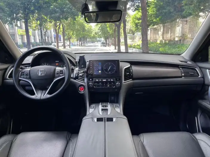 Honda Avancier 2020 Model 370 TURBO 9AT Deluxe Edition – фото 8