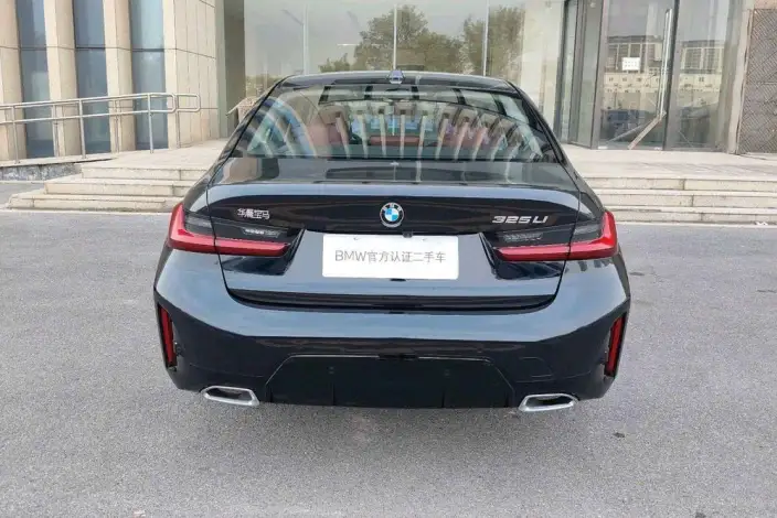 BMW 3 Series 2025 Model 325Li M Sports Set