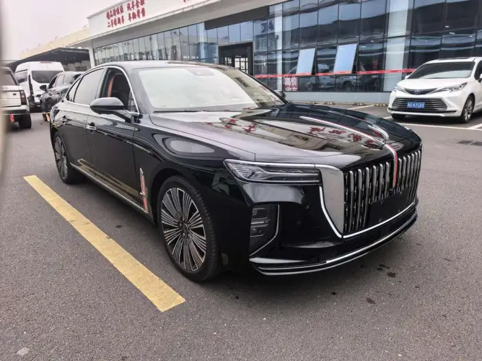 HONGQI H9 2025 Model 2.0T Flag Xiang Luxury Business Edition