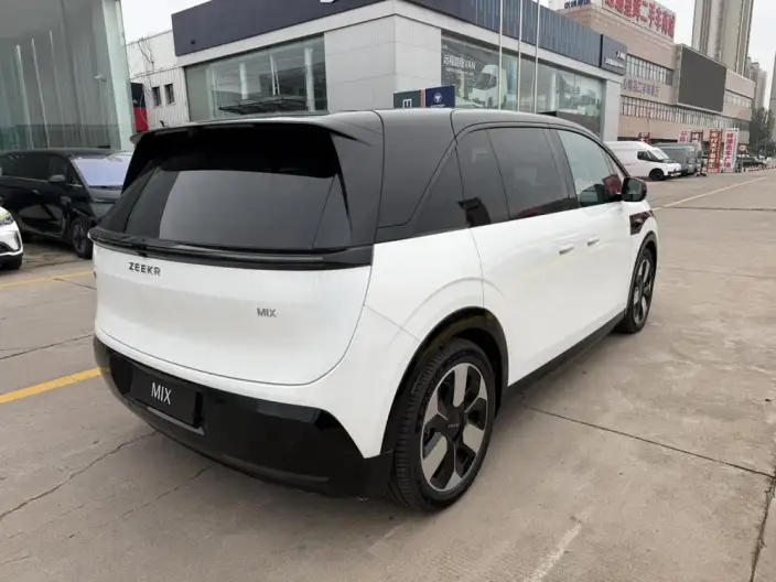 ZEEKR MIX 2025 Model 102kWh Long Battery Life Pro Smart Driving Edition