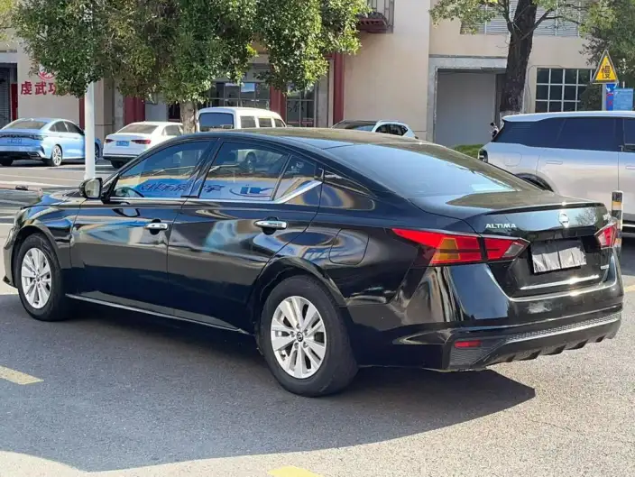 Nissan Teana 2021 Model 2.0L XE Fashion Edition – фото 4