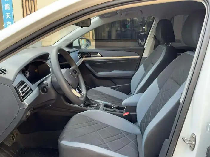 Volkswagen Lavida 2023 Model Facelift 1.5L Automatic Deyi Edition – фото 8